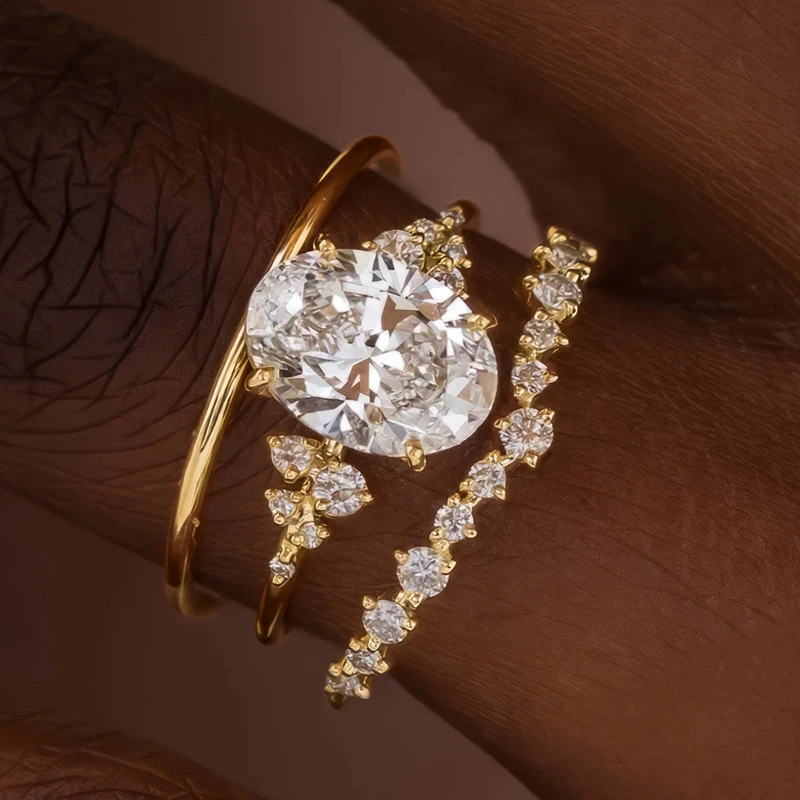 Elegantes Ring-Set mit Zirkonia