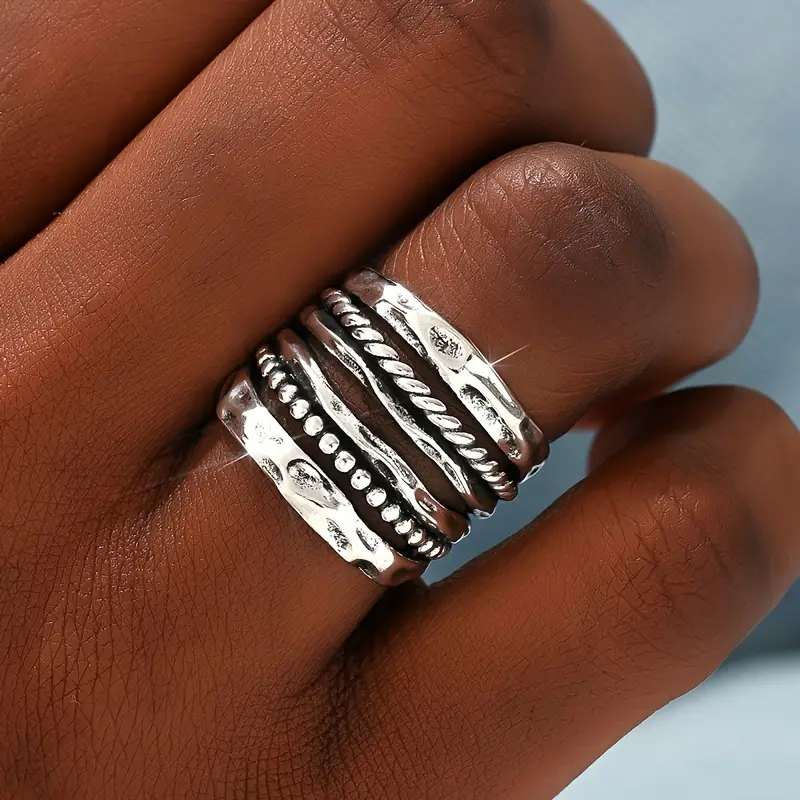 Celeste™ | Geschichteter Ring mit versilberten Perlen