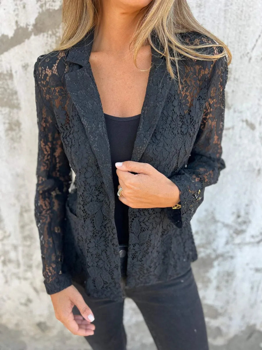Naemi – Eleganter Spitze Blazer