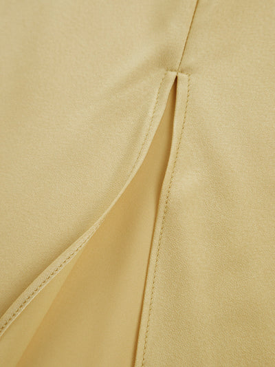 Langes Satinkleid mit Schlitz & offenem Rücken – Elegantes Abendkleid