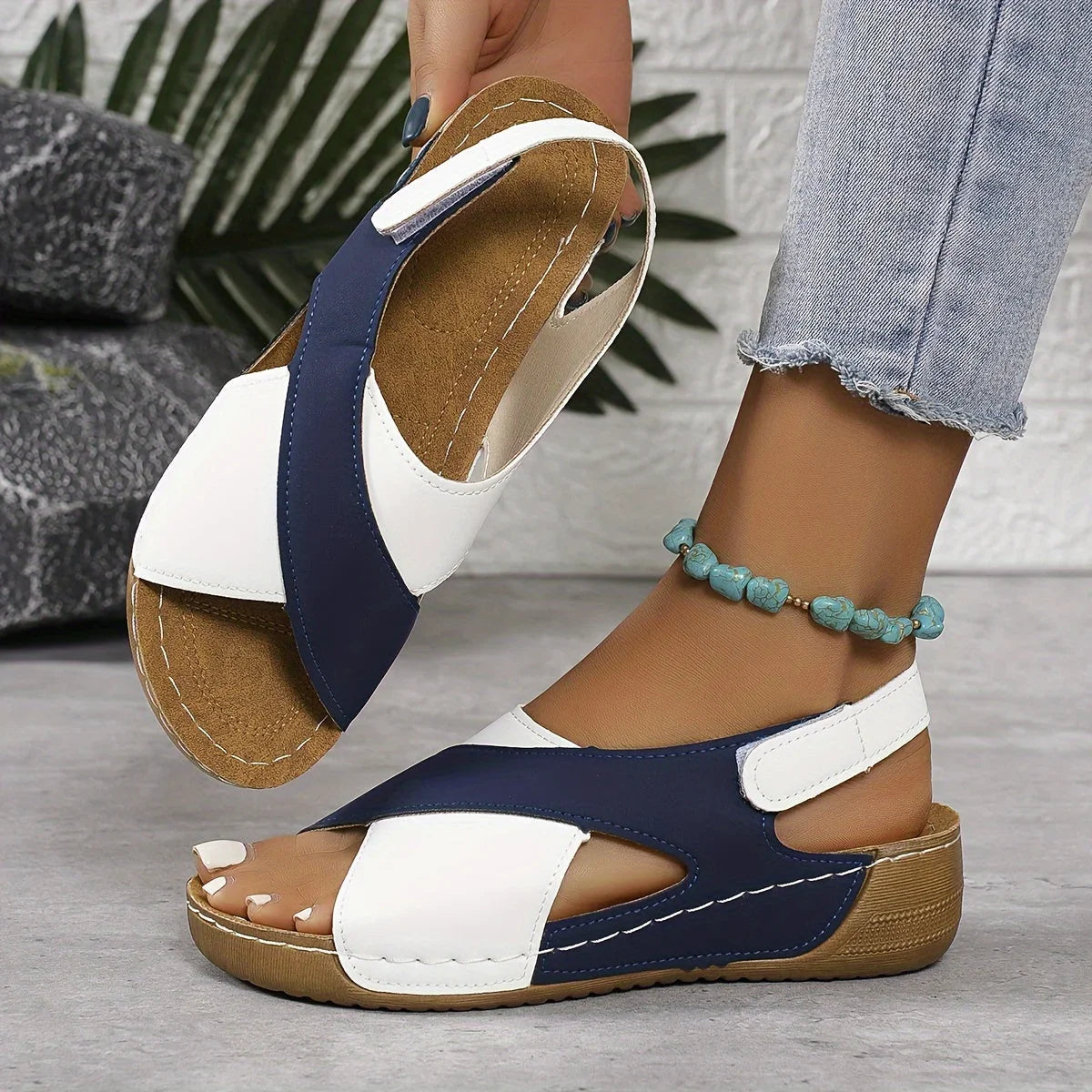 Orthopädische Damen Wandersandalen mit Klettverschluss