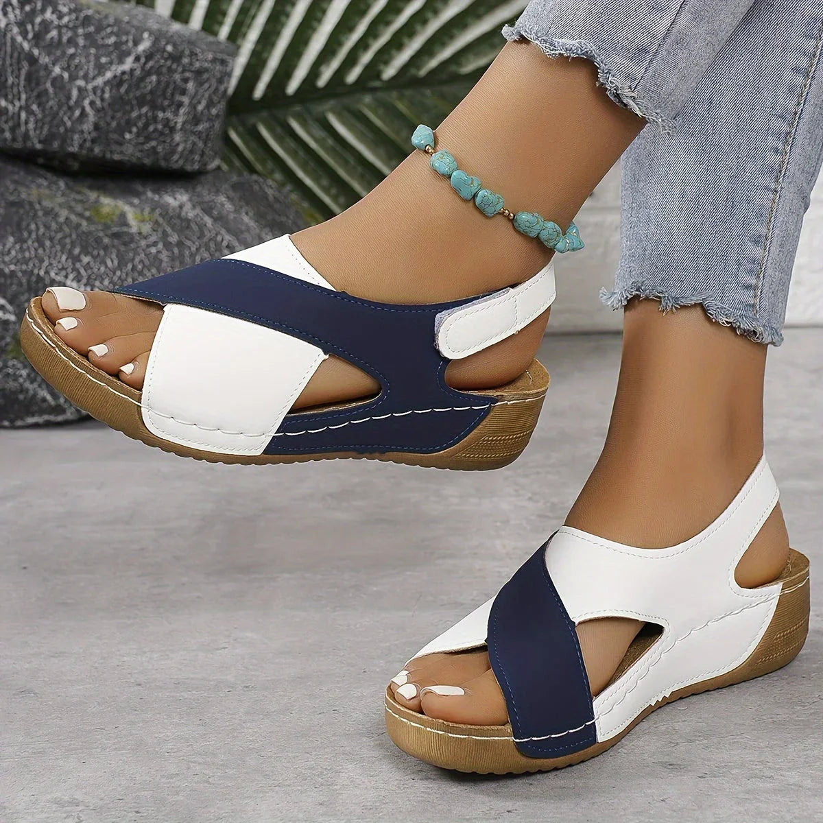Orthopädische Damen Wandersandalen mit Klettverschluss
